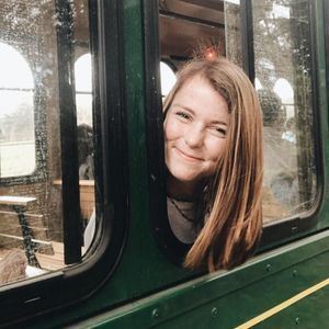 Meet your Posher, Emily